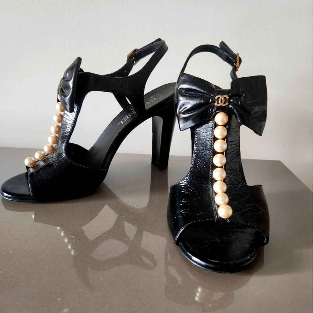Chanel sandals